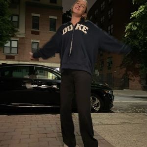 Meet your Posher, Caroline